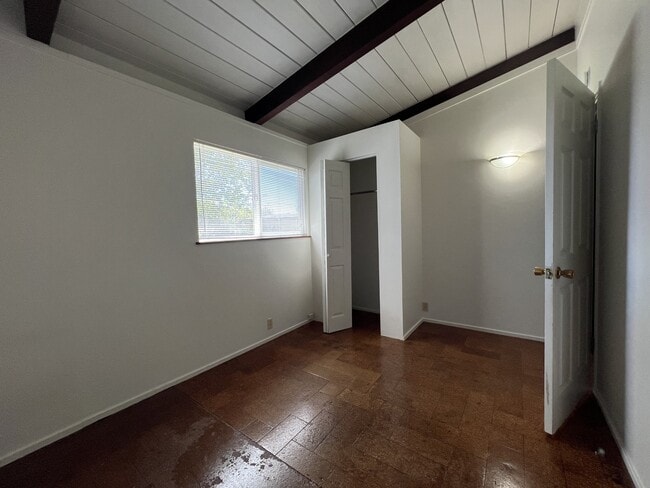 Building Photo - 1268 Fernwood Dr