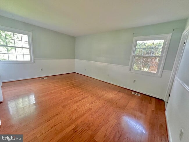 Building Photo - 4128 Point Hollow Ln
