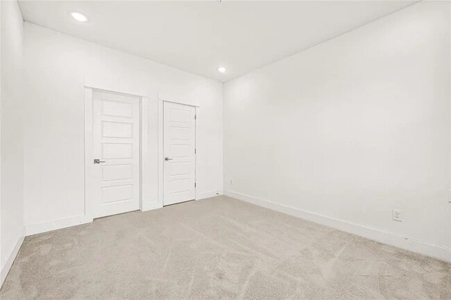 Building Photo - 4623 Cochran St