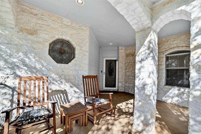 Building Photo - 116 Grey Fox Ln