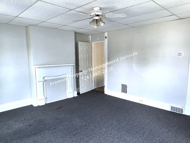 Building Photo - 219 13th St