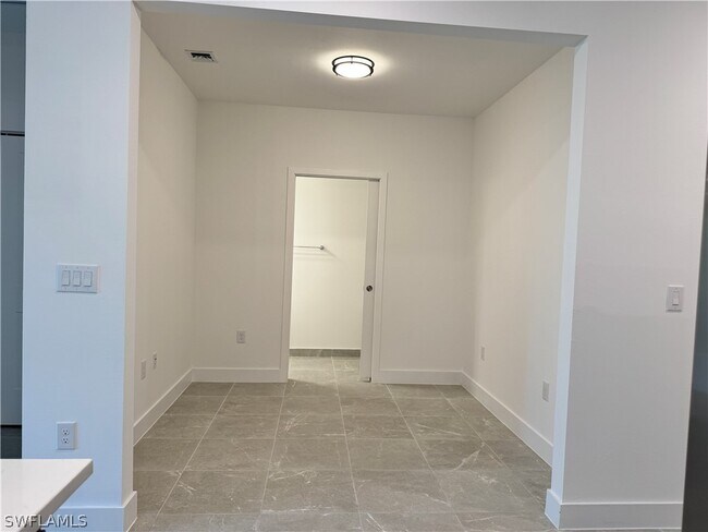 Building Photo - 26370 Coco Cay Cir