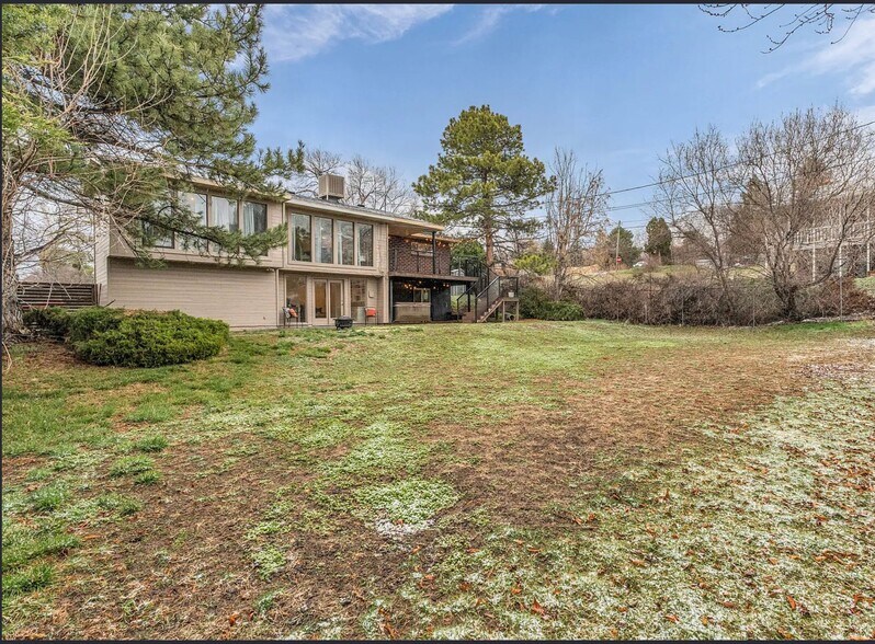 Building Photo - 3040 E 4430 S