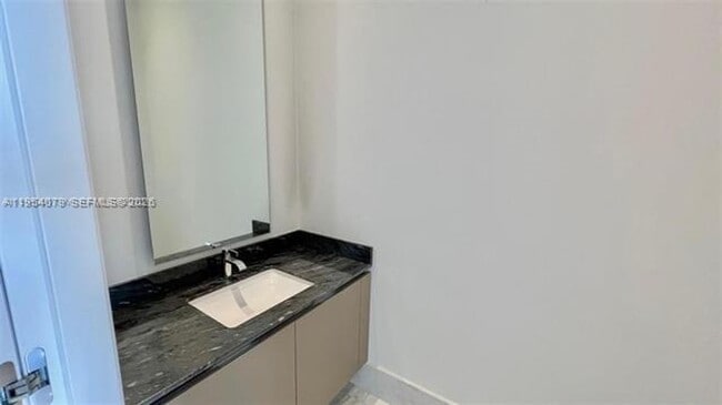 Building Photo - 17141 Collins Ave