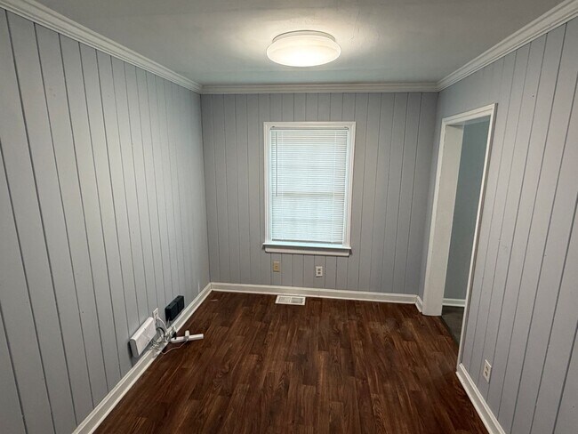 Building Photo - 1416 Rosewood Ave