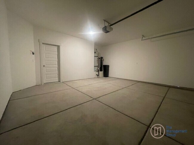 Building Photo - 4179 Elrond Ln