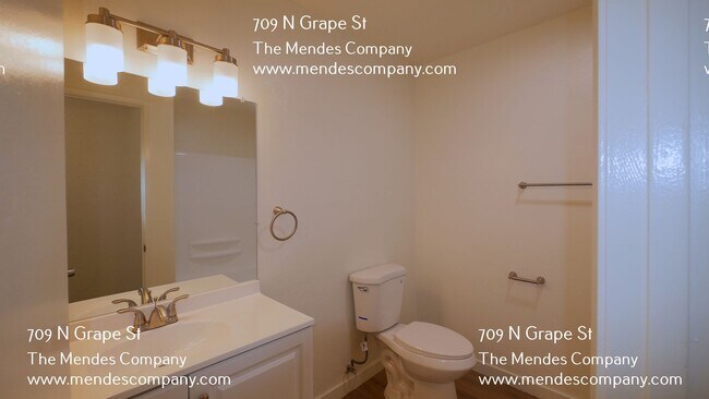 Building Photo - 709 N Grape St
