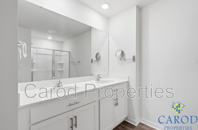 Building Photo - 231 Brinkley Dr