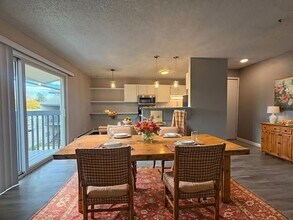 Building Photo - Fully renovated 1-bedroom condo in Norwood!