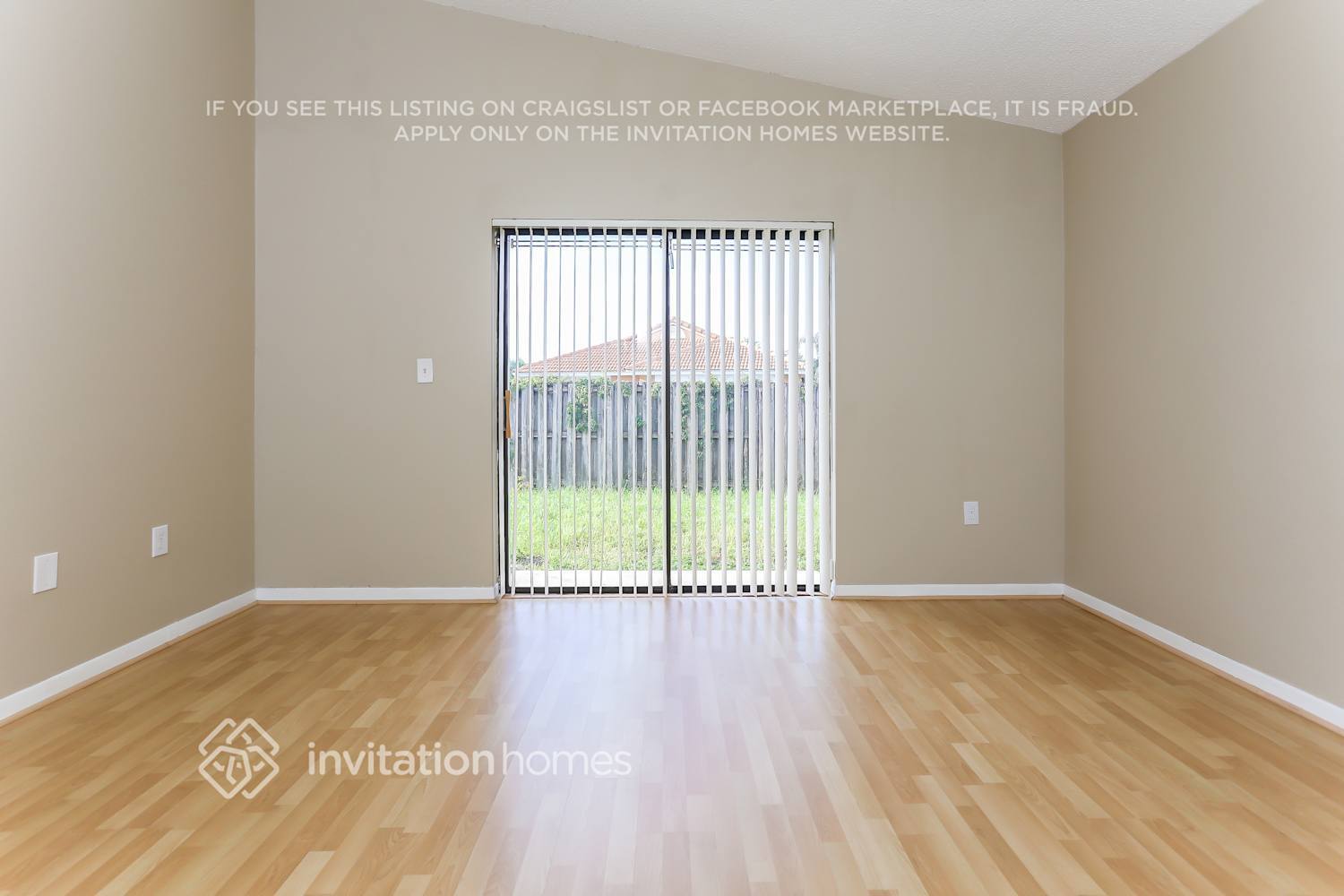 Building Photo - 15131 S Waterford Dr