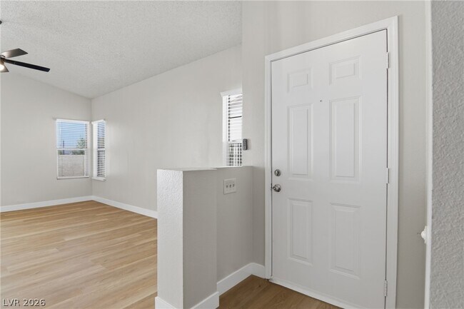 Building Photo - 6224 Caprino Ave
