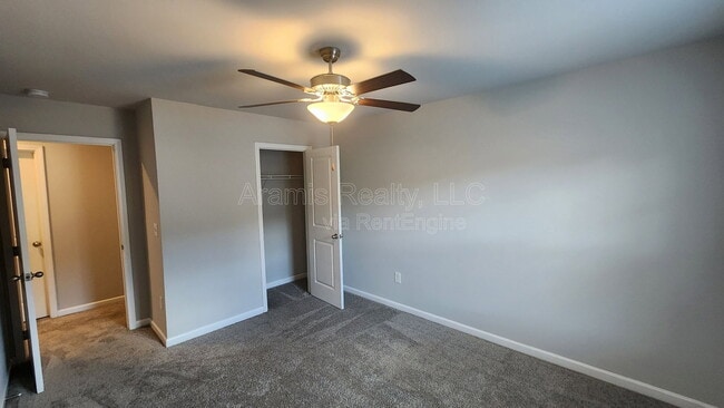 Building Photo - 5248 Pinnacle Walk