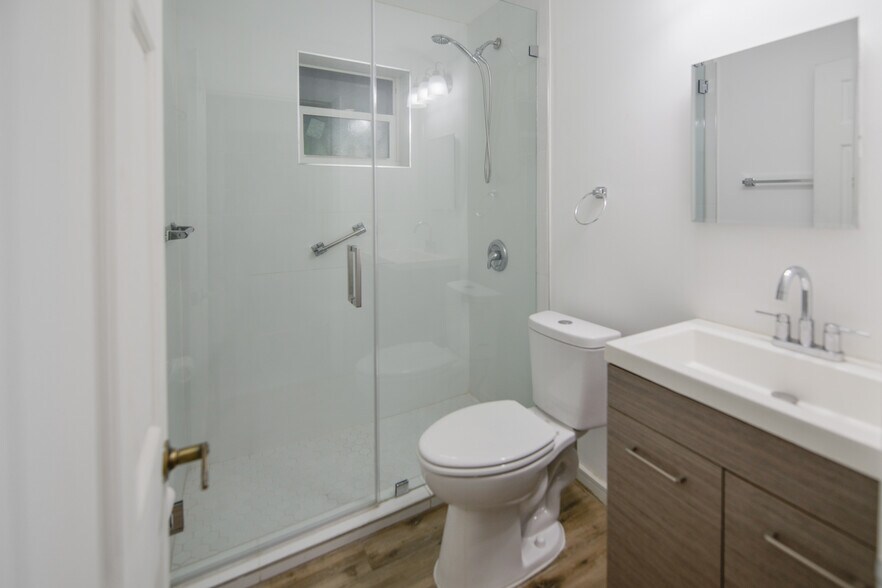 Building Photo - 1508 SW 13th Ave