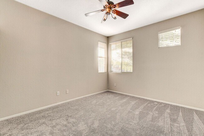 Building Photo - 1 Story in Summerlin - Fresh Carpet, Paint, and Luxury Plank!