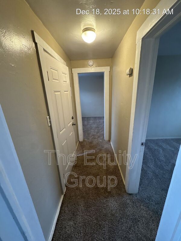 Building Photo - 1205 N Willis St