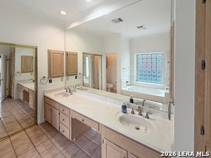 Building Photo - 15674 Robin Ridge Rd