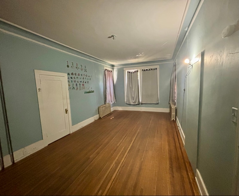 Building Photo - 1003 W Main St