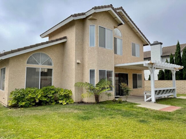 Building Photo - 1951 Devonshire Dr