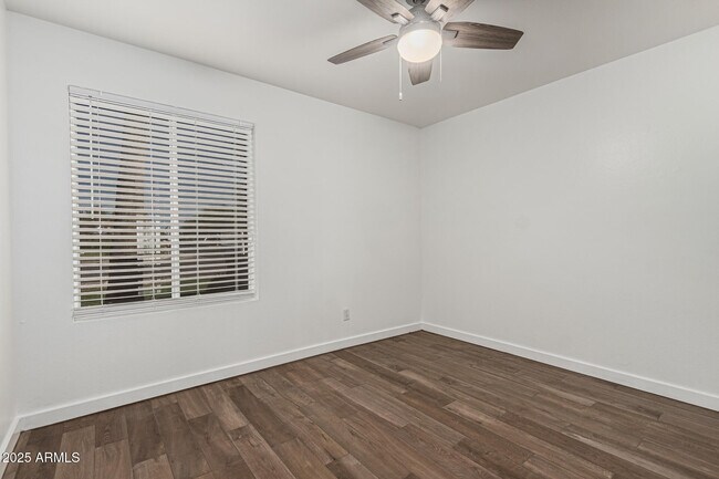 Building Photo - 14034 N 60th St