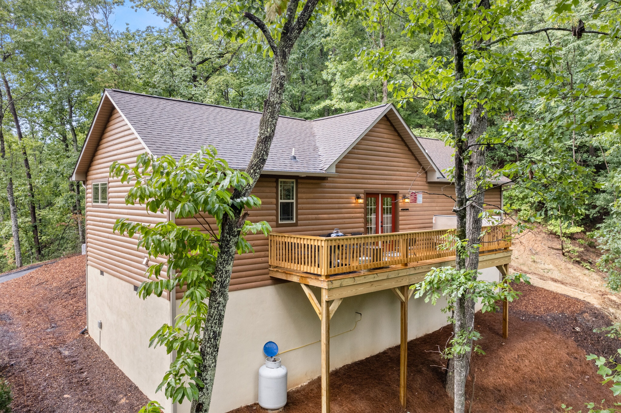 Back Deck with Hot Tub - 131 Pier Point Dr