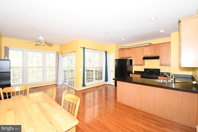 Building Photo - 13955 Lullaby Rd