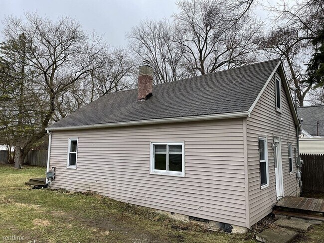 Building Photo - 3 br, 1 bath House - 2418 Dunlap St