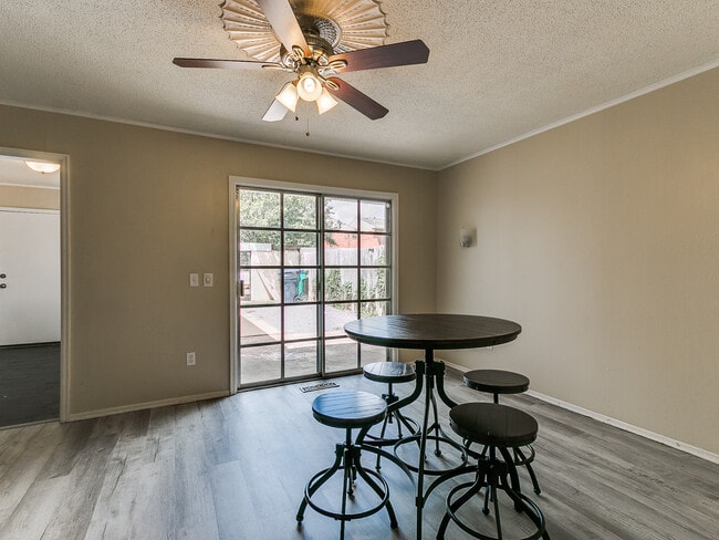 Building Photo - 2516 NW 62nd St