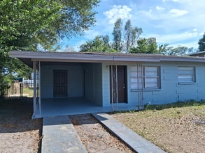 Building Photo - 3 Bed Home for Rent!