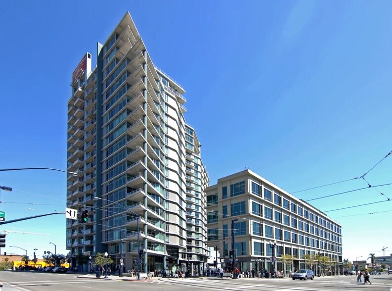 Building Exterior - 1080 Park Blvd
