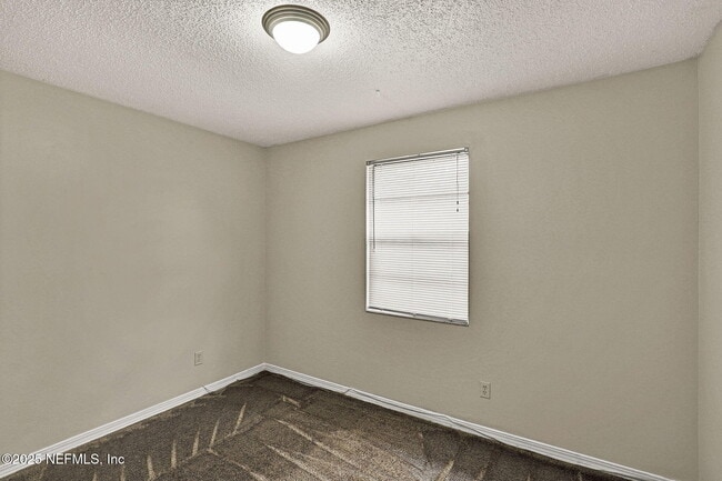 Building Photo - 475 Crabapple Ct