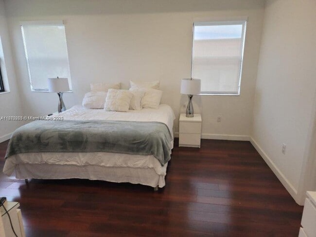 Building Photo - 4 bedroom in Miami Gardens FL 33179