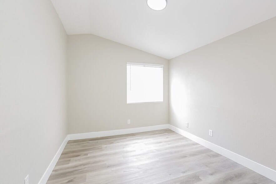 Building Photo - 7231 Nordic Lights Dr