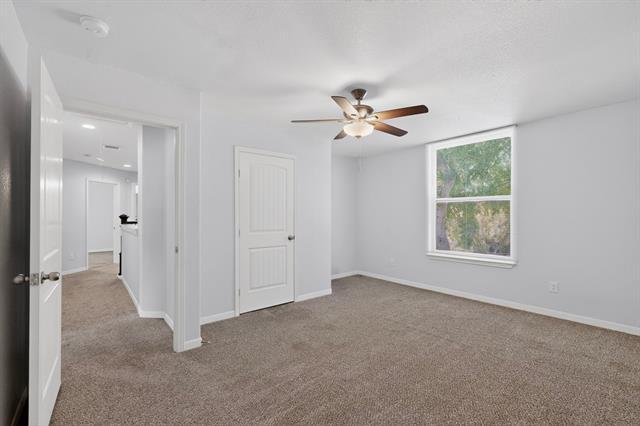 Building Photo - 5838 Humbert Ave