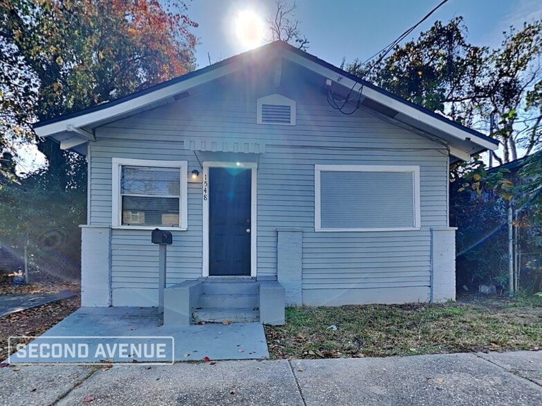 Primary Photo - 1548 W 23rd St