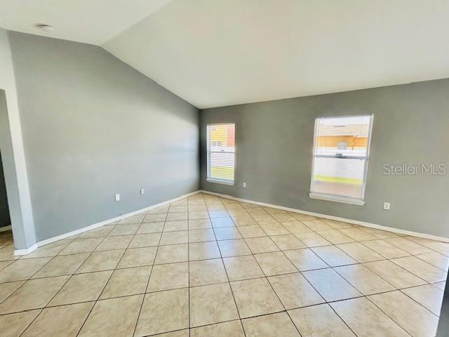 Building Photo - 462 Magpie Ct