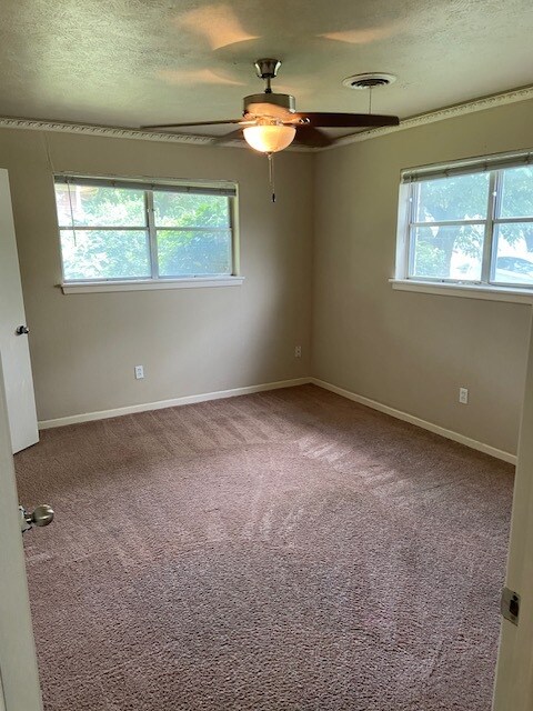 Building Photo - 232 Bellvue dr