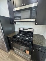 Building Photo - 5005 W Ferdinand St