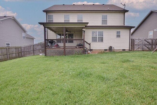Building Photo - Pet Friendly Four Bedroom!