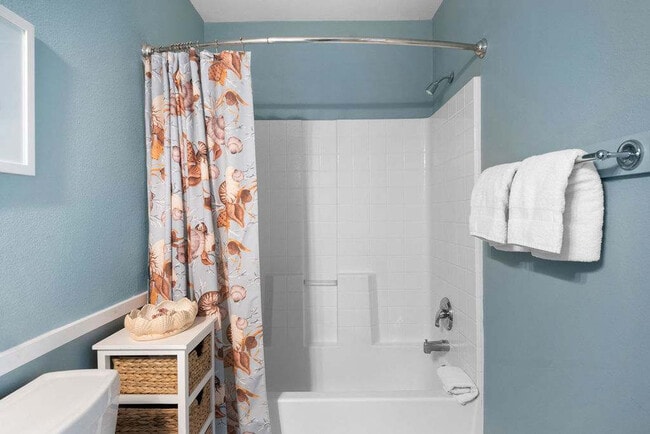 Building Photo - 16 Cut Off Rd