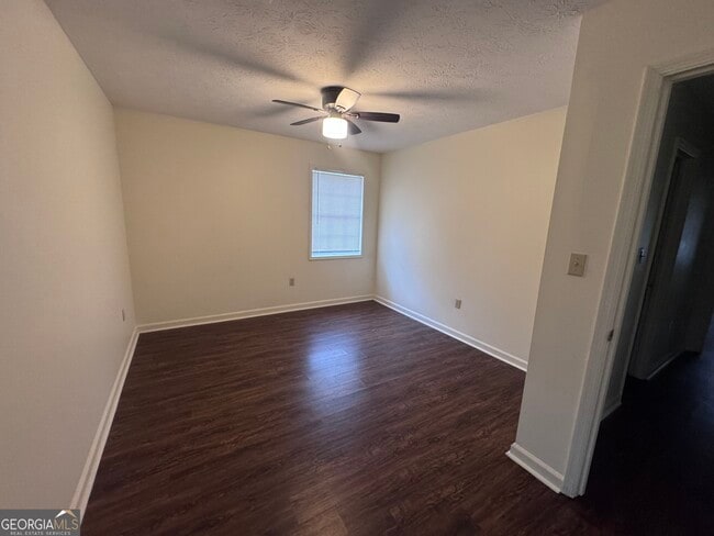 Building Photo - 510 Cypress Dr