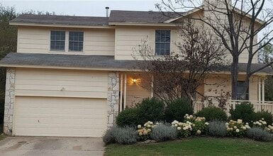 Building Photo - 8402 Spring Valley Dr