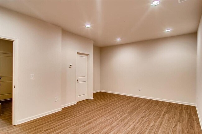 Building Photo - 1155 Rambler Cross