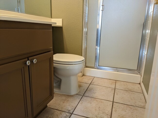 Building Photo - A Very nice and Large 4 Bedroom, 3 Bathroom, 2 STORY Home in Desert Shores!!!!