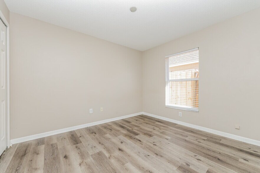 Building Photo - 28651 Seashell Ct