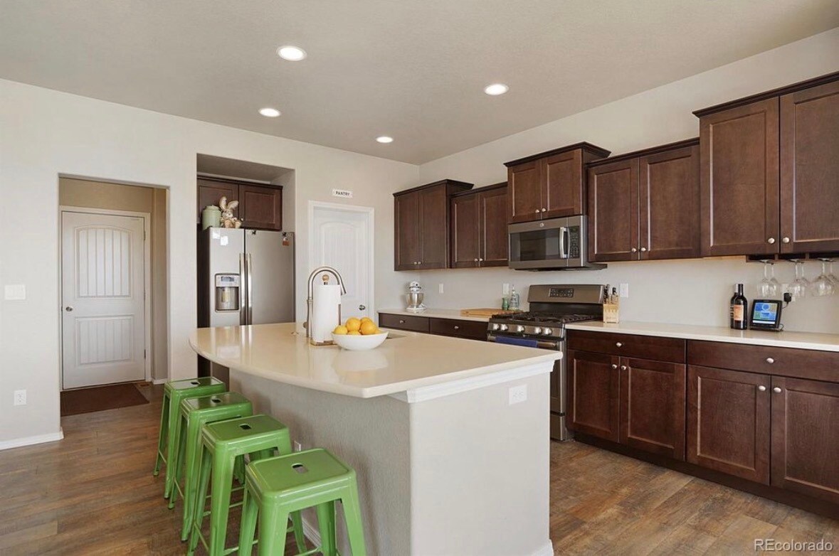 Building Photo - 11020 Echo Canyon Dr