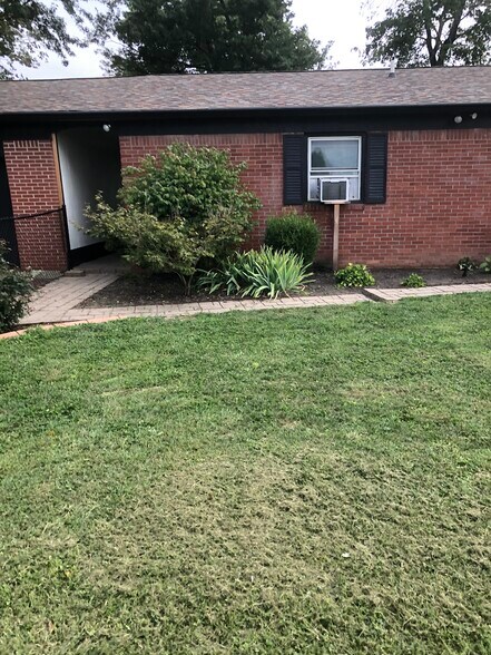 Front of building - 135 Bixler Rd