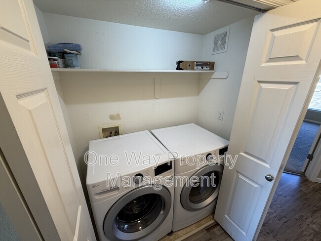 Building Photo - 5551 W 29th St