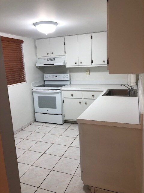 Building Photo - 7725 SW 86th St