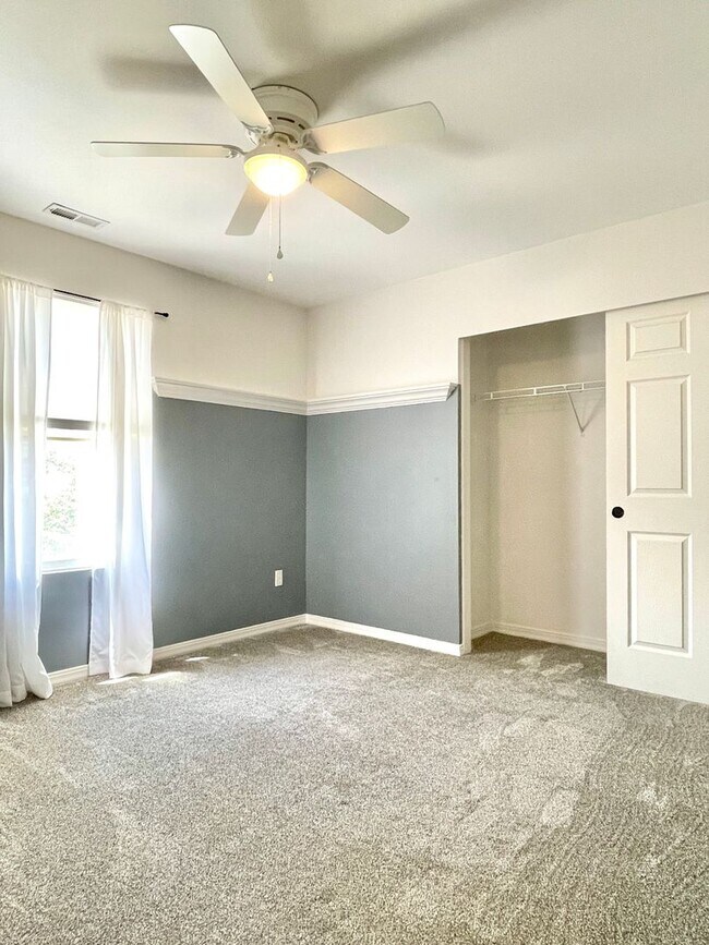 Building Photo - Spacious 3 Bed Home Near Hill AFB & I-15 – RV Parking + Fenced Yard