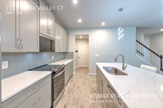 Building Photo - 1133 Crk Vly Ct